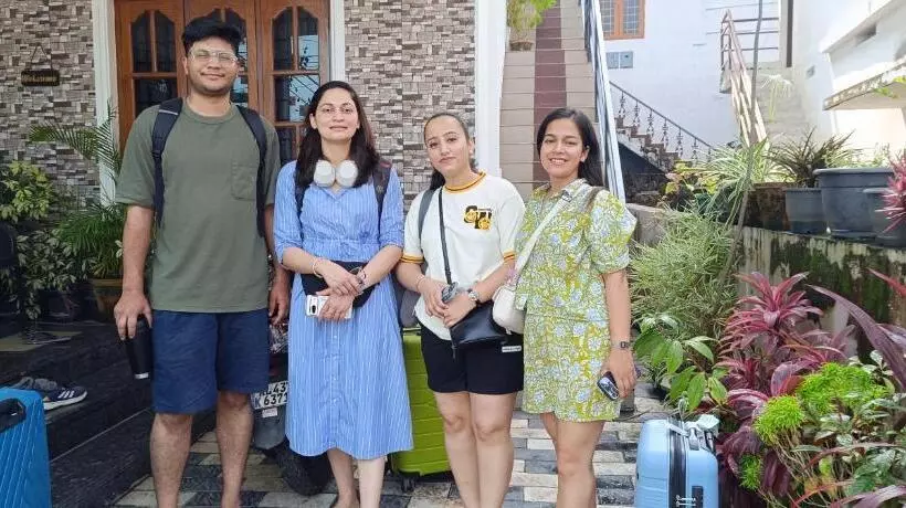 تختخواب و صبحانه Janatha Homestay