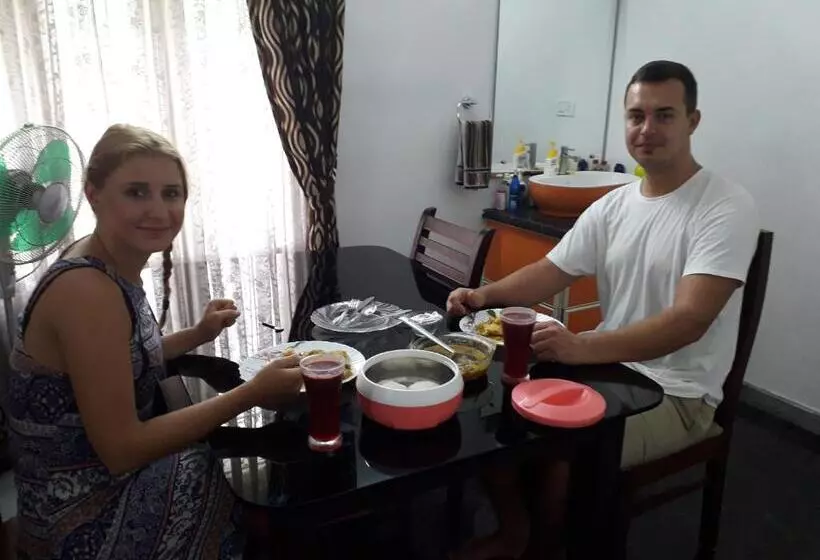 تختخواب و صبحانه Janatha Homestay