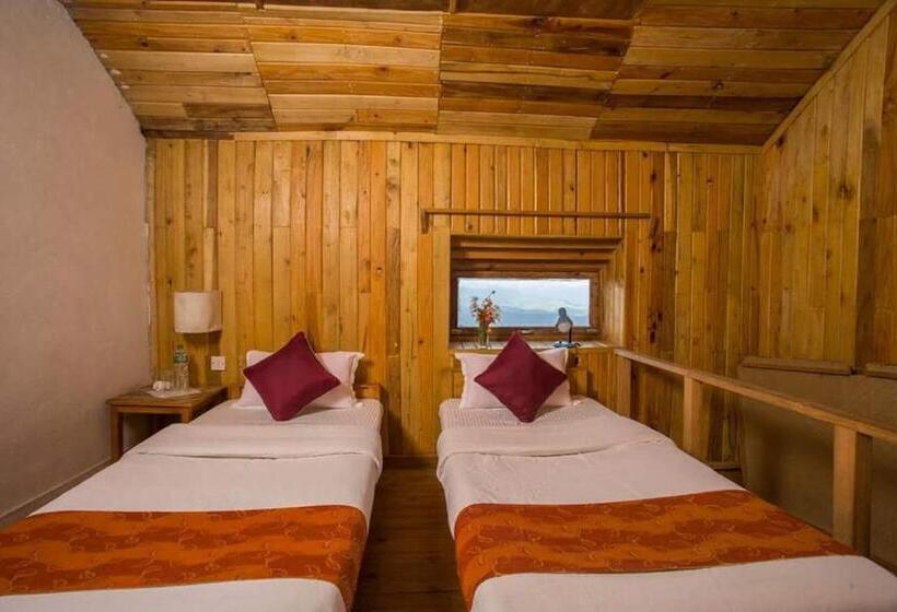 Everest Manla Resort