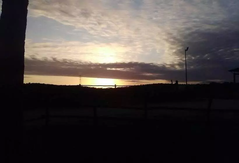 Hotelli Relais La Roccaccia Universita  Agraria