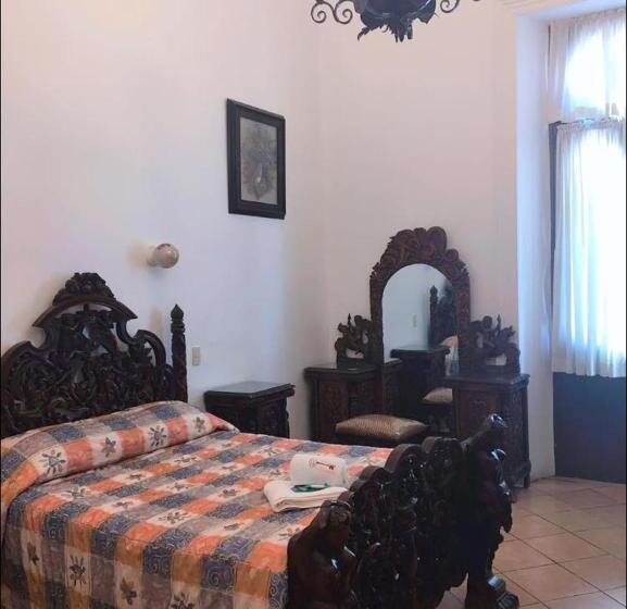 Отель De Los Baños