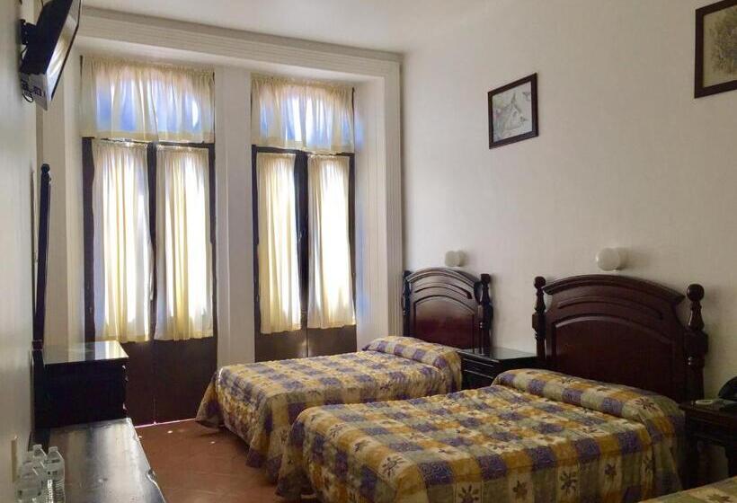 Отель De Los Baños