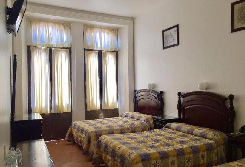 Отель De Los Baños