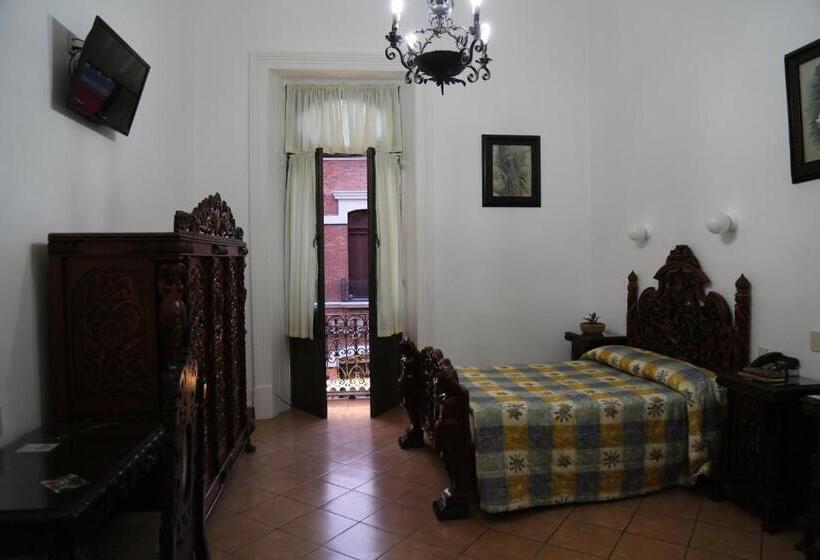 Отель De Los Baños