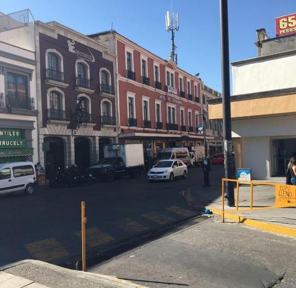 Отель De Los Baños