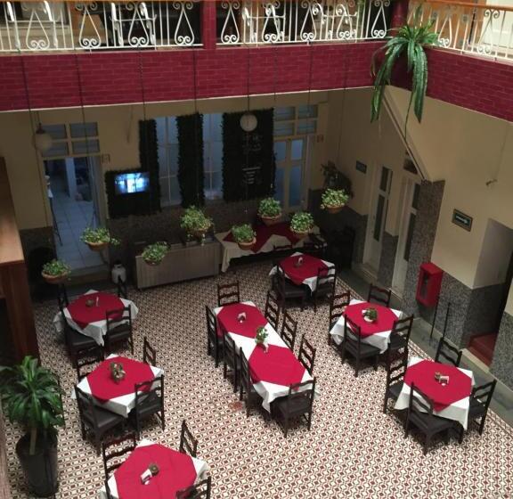 Отель De Los Baños