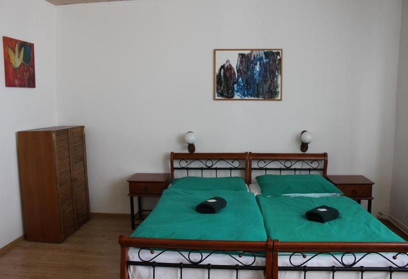 酒店 černý Kůň