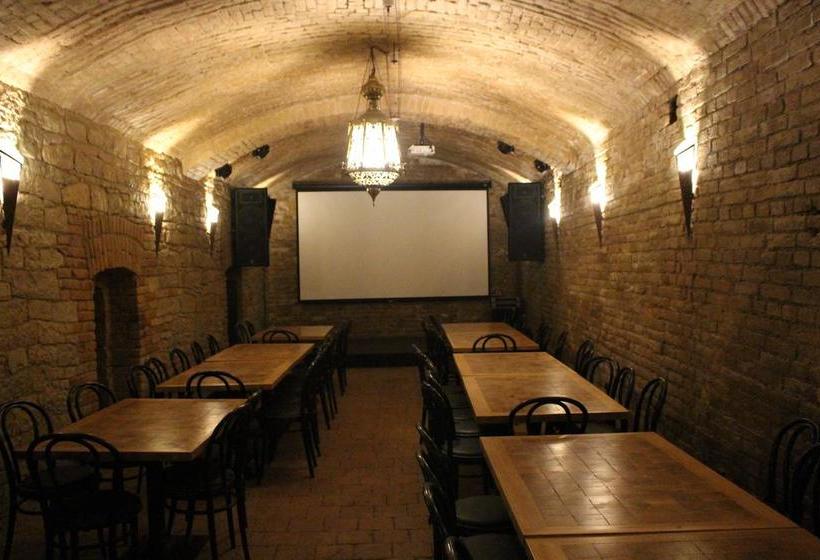 酒店 černý Kůň