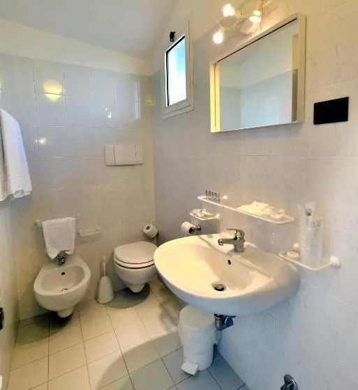 ホテル Garden Bocca Di Magra