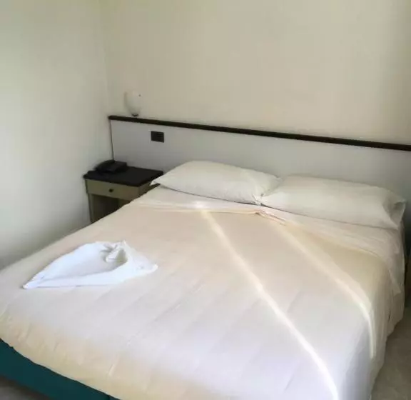 ホテル Garden Bocca Di Magra