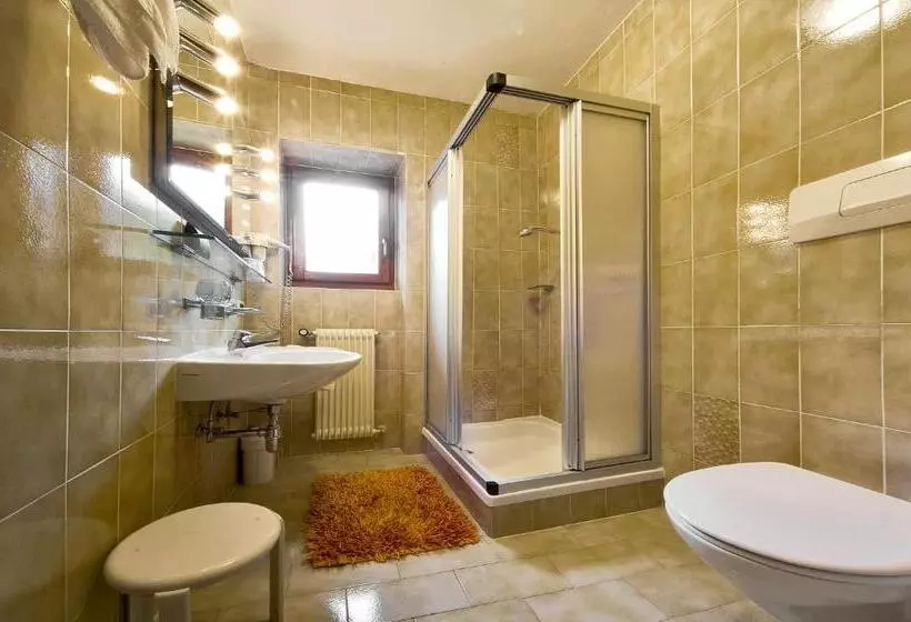 هتل Mountain B&b   La Scalira