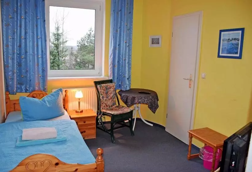 Hotelli Villa Im Ostseebad Baabe