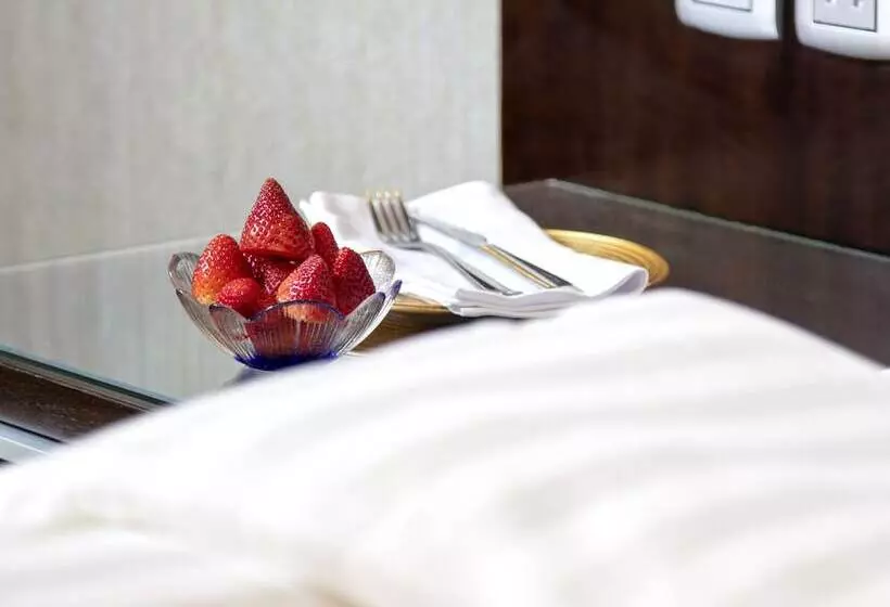 Warwick Hotel Jeddah