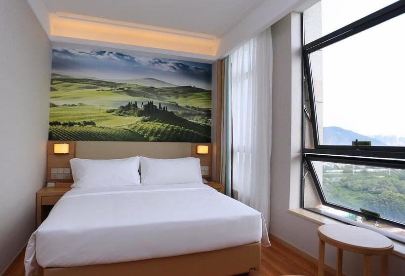 Vienna Best Sleep International Hotel （shenzhen New Airport Branch）