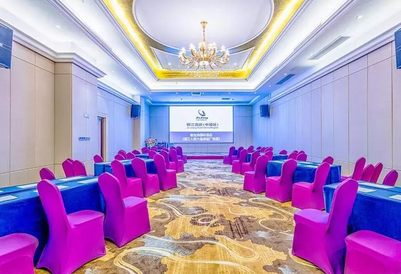 Vienna International Hotel Guangdong Zhengjiang Renming Avenue Middle Road