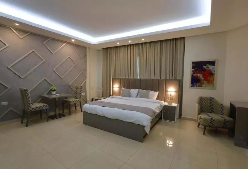 هتل Palm Boutique Suites