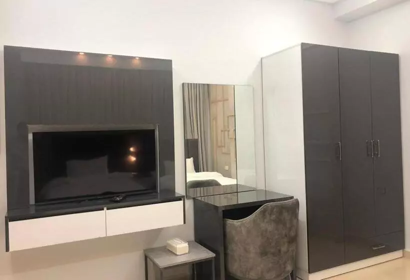 هتل Palm Boutique Suites