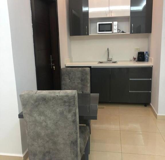 هتل Palm Boutique Suites