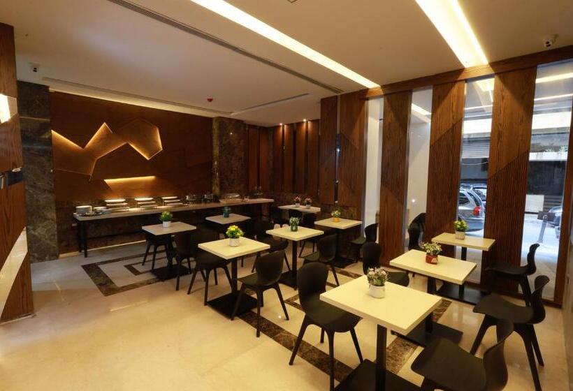 هتل Palm Boutique Suites