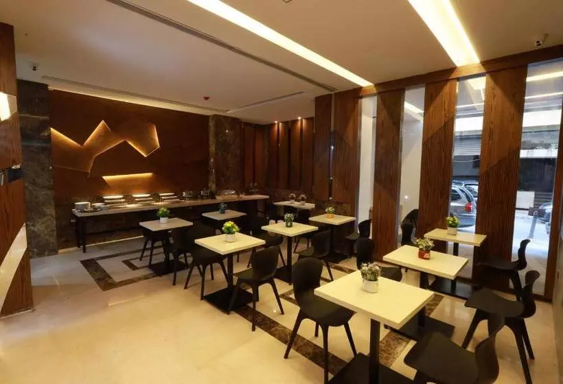 هتل Palm Boutique Suites