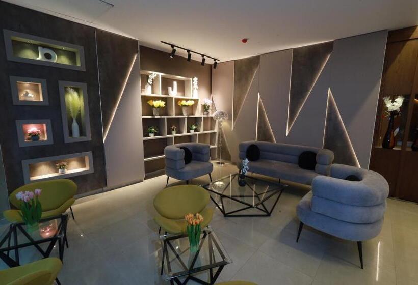 هتل Palm Boutique Suites