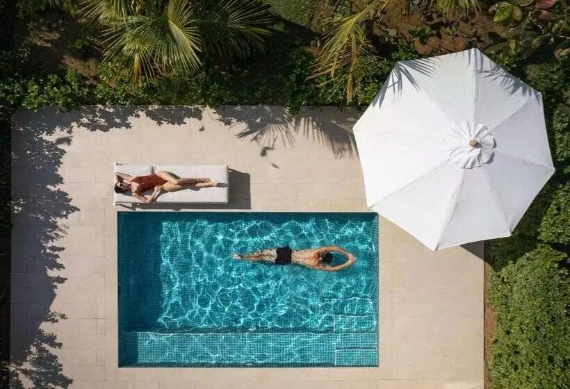 Sofitel Al Hamra Beach Resort