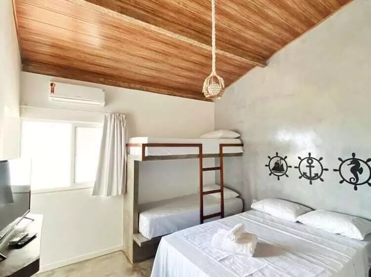 ユースホステル Pousada Primeira Praia Suítes