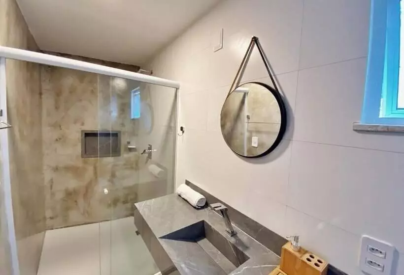 ユースホステル Pousada Primeira Praia Suítes