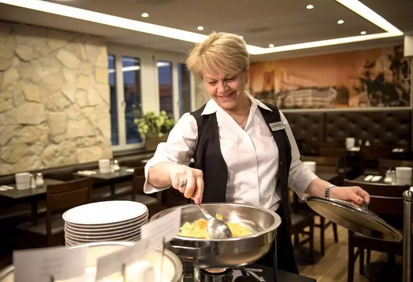 پانسیون Alexander Guesthouse Zurich Old Town