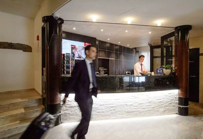 پانسیون Alexander Guesthouse Zurich Old Town