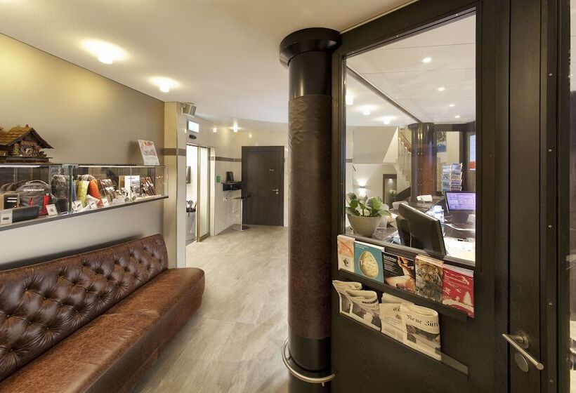 پانسیون Alexander Guesthouse Zurich Old Town