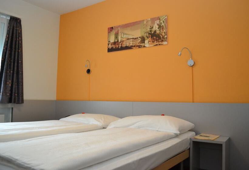 پانسیون Alexander Guesthouse Zurich Old Town