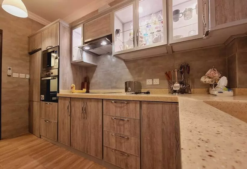 レジデンス Hometel Al Ghamdi
