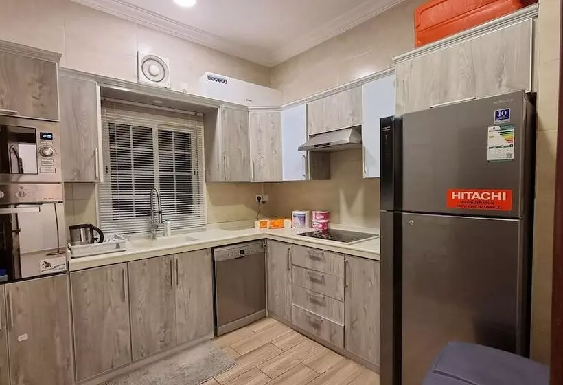 レジデンス Hometel Al Ghamdi