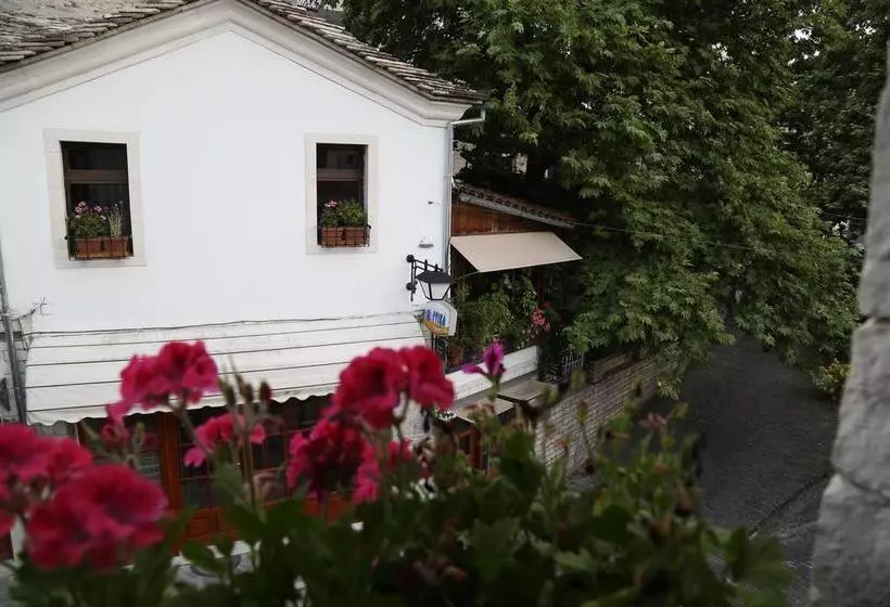 Guest House And Hostel Hani I Fisnikut