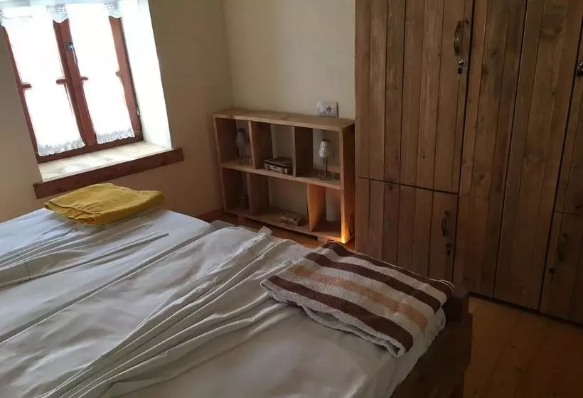 Guest House And Hostel Hani I Fisnikut