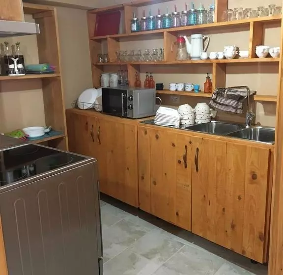 Guest House And Hostel Hani I Fisnikut