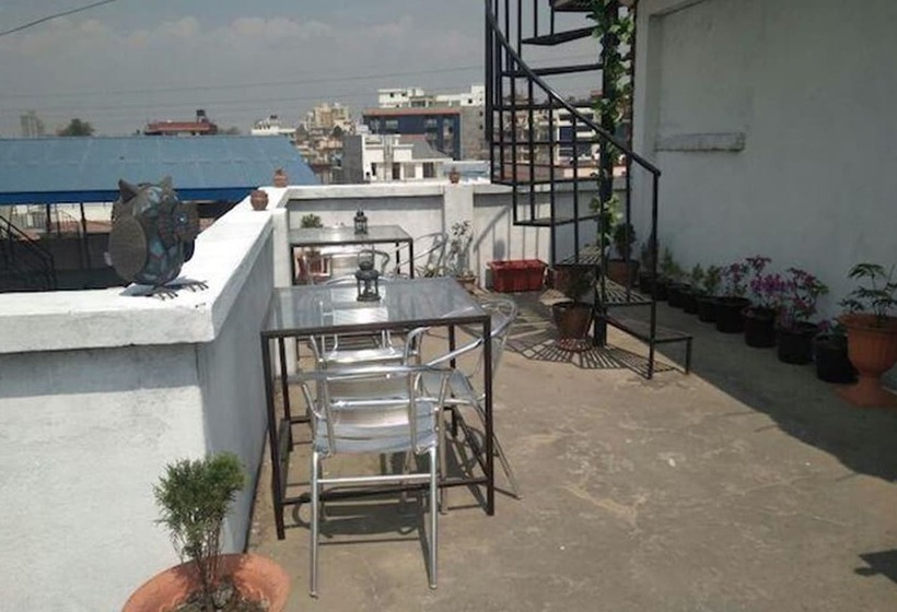 هاستل Living Hope Guest House