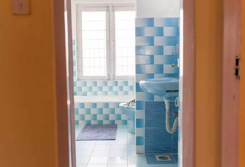 هاستل Living Hope Guest House