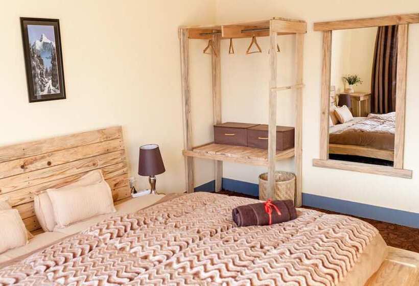 هاستل Living Hope Guest House