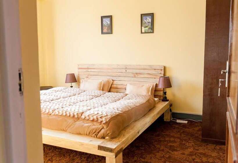 هاستل Living Hope Guest House