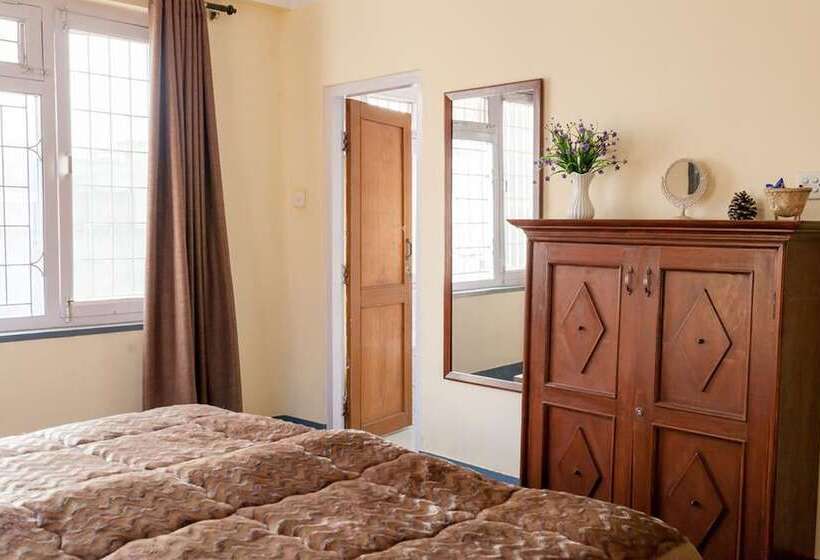 هاستل Living Hope Guest House