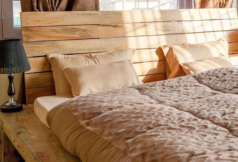 هاستل Living Hope Guest House