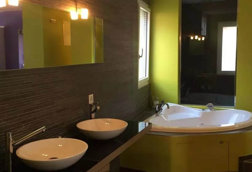 Aamiaismajoitus (B&B) Le Suites Al Lago