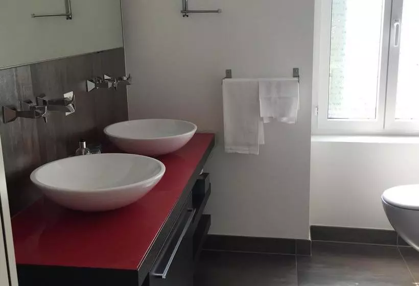 Aamiaismajoitus (B&B) Le Suites Al Lago