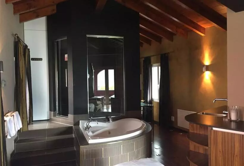 Aamiaismajoitus (B&B) Le Suites Al Lago
