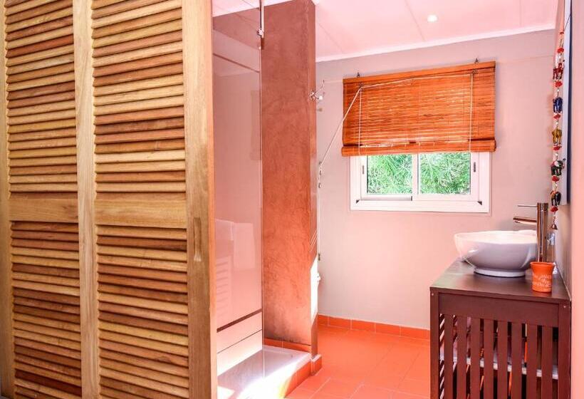 تختخواب و صبحانه Villa Oté