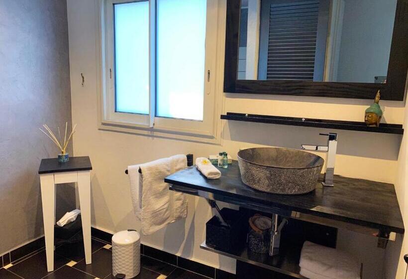 تختخواب و صبحانه Villa Oté