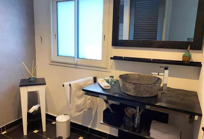 تختخواب و صبحانه Villa Oté