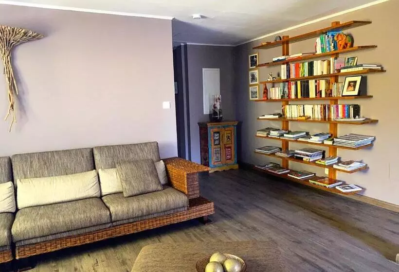 تختخواب و صبحانه Villa Oté